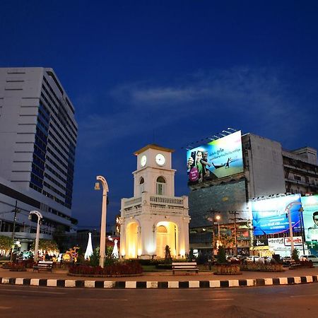 Meroom Phuket Bagian luar foto