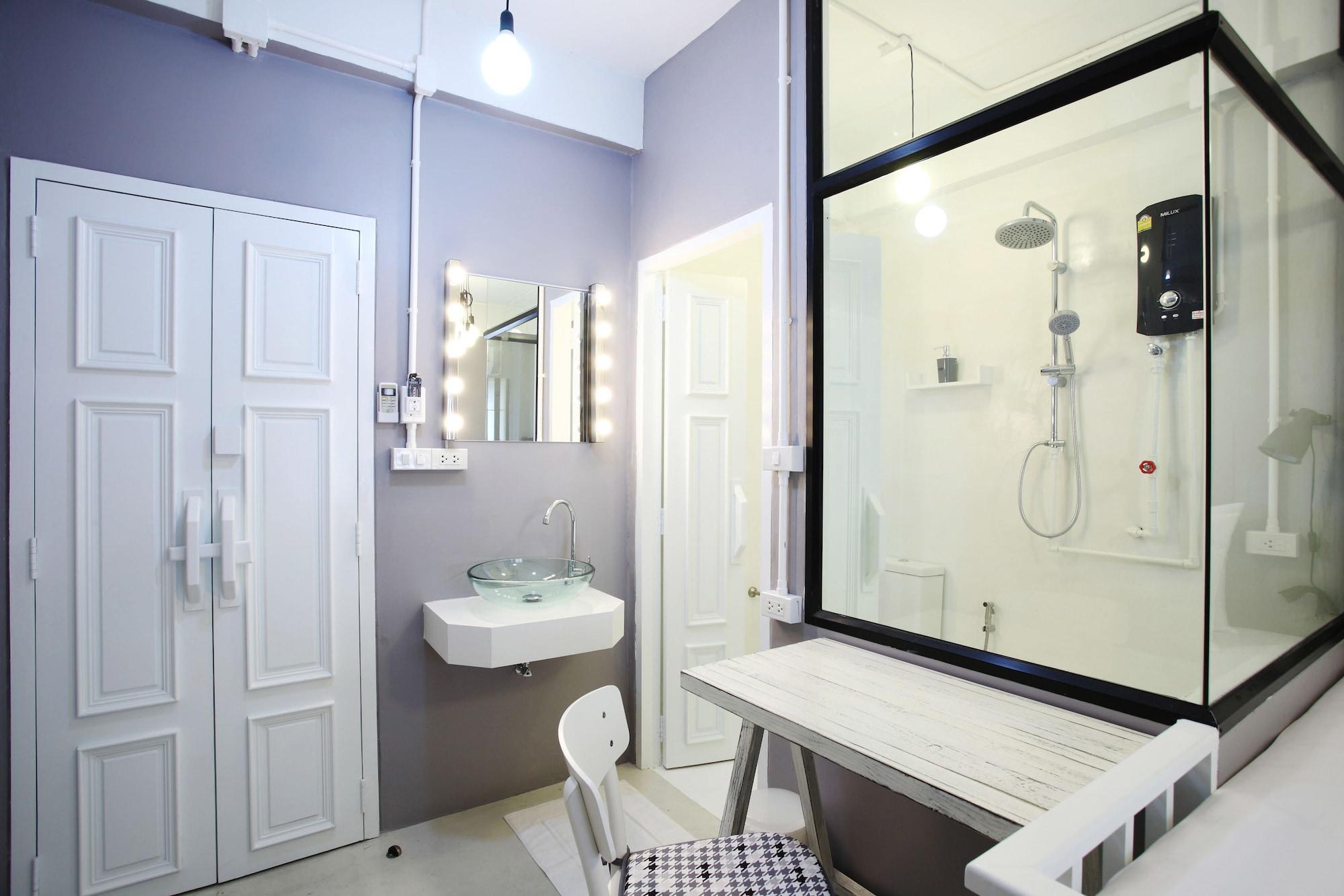 Meroom Phuket Bagian luar foto