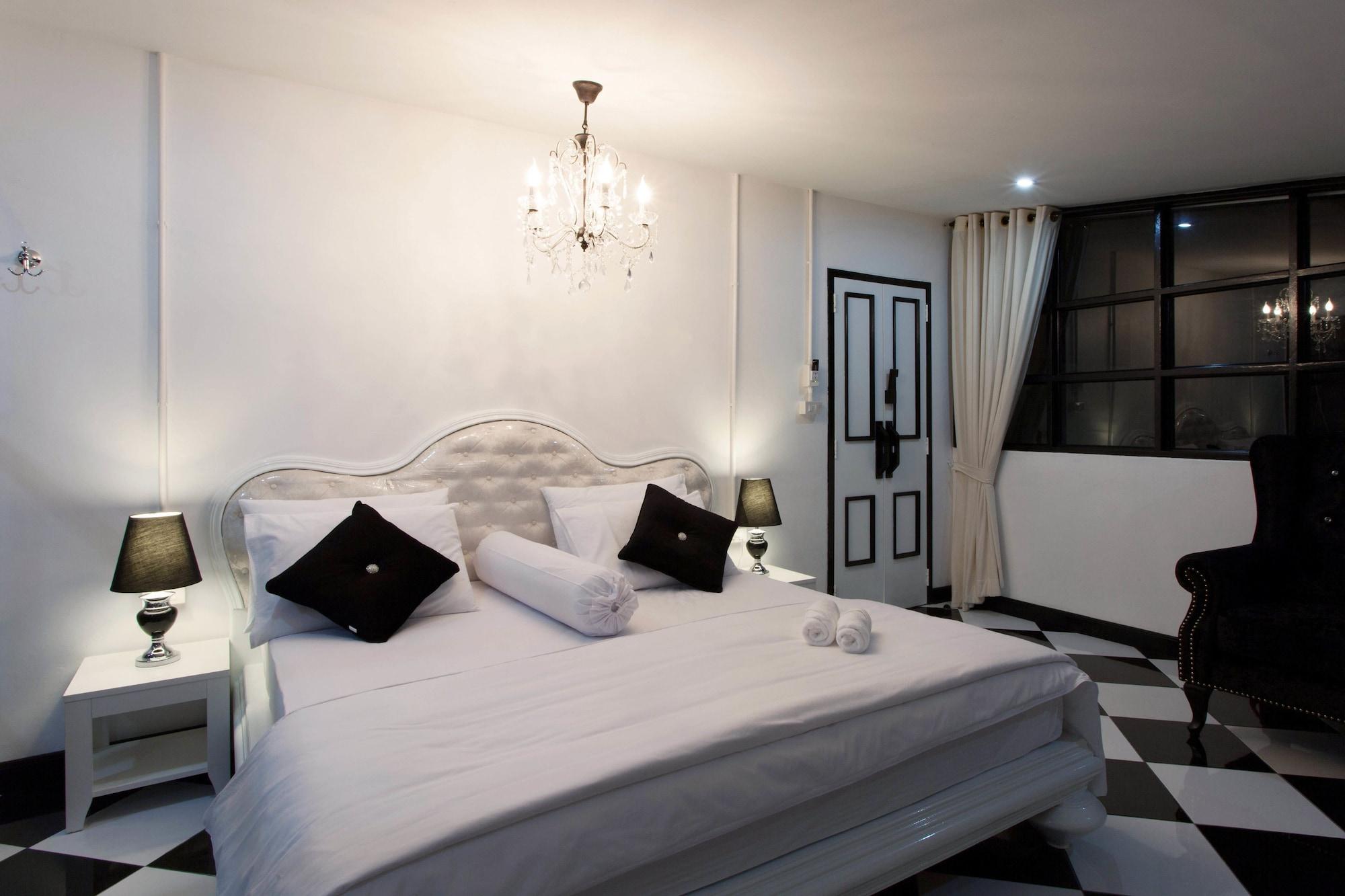 Meroom Phuket Bagian luar foto