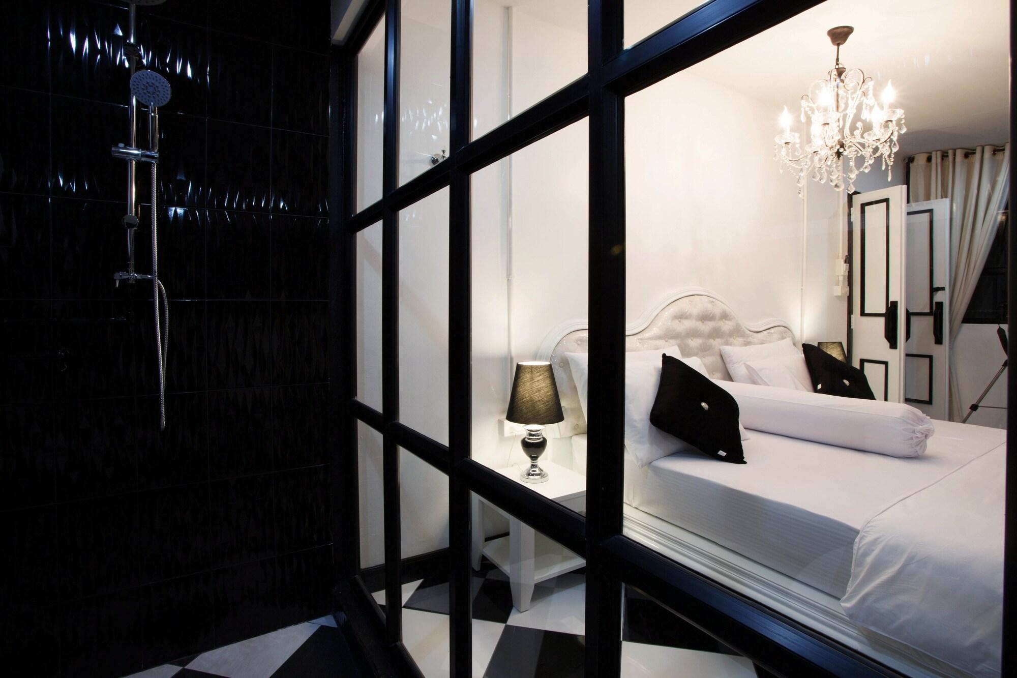 Meroom Phuket Bagian luar foto