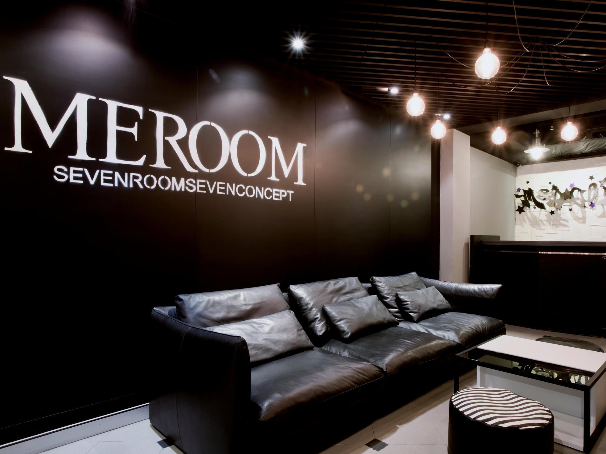 Meroom Phuket Bagian luar foto